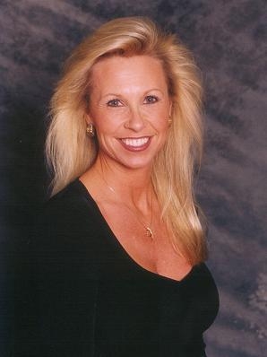 Article-era portrait of Melyn Campbell