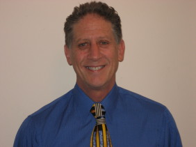 Article-era portrait of Rob Kenneth