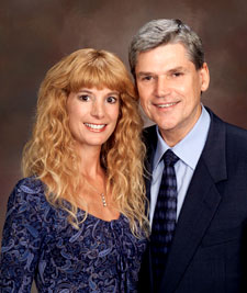 Article-era portrait of Lisa Johnson