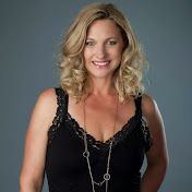 Article-era portrait of Stephanie Beebe